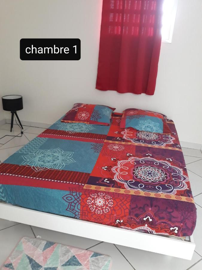 A La Montagne Apartment Le Morne-Vert Luaran gambar